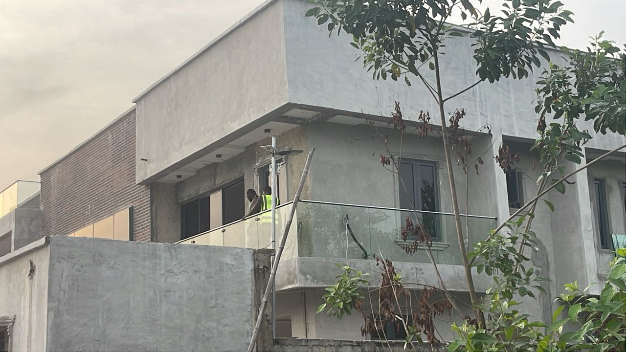 Balcony Glass Enclosure